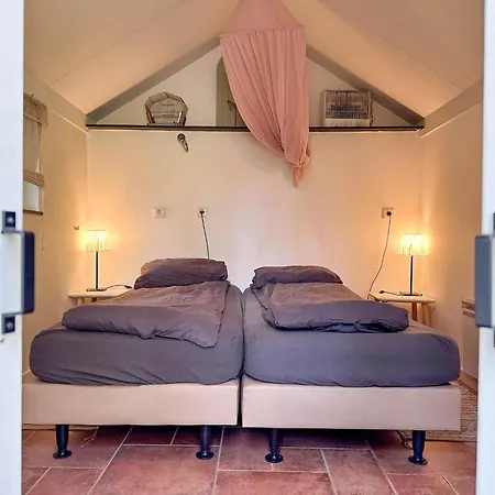 Uilennest * Haaren (North Brabant)